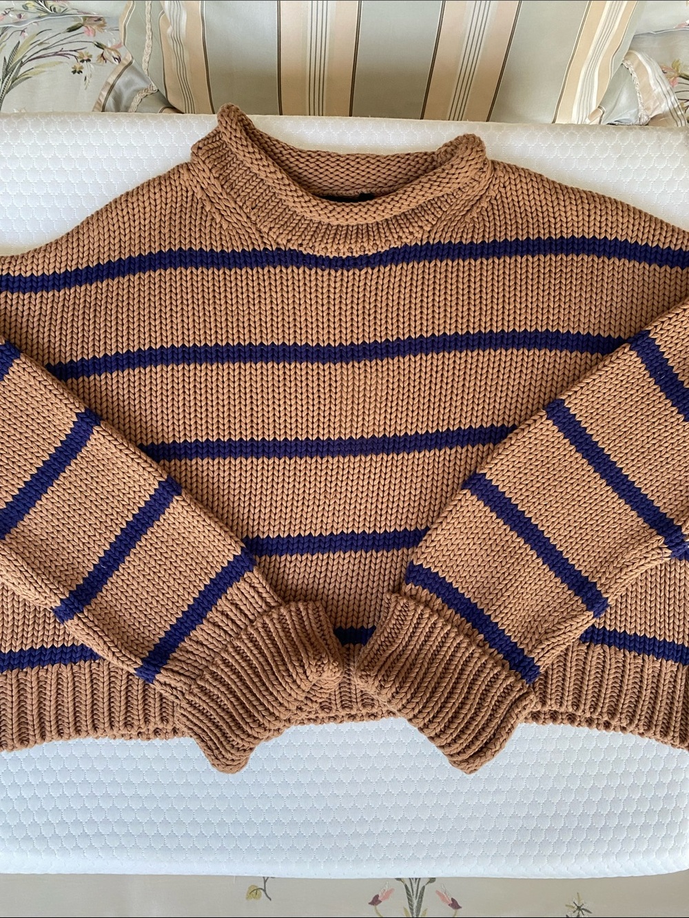 Women’s- Cropped Striped Knit Sweater - Tan & Navy